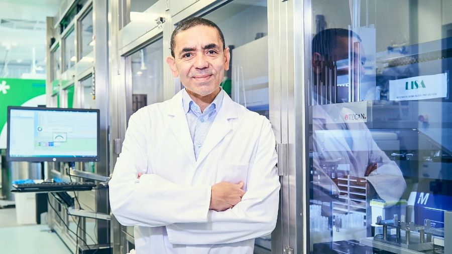El científico Ugur Sahín consiguió la vacuna de ARN Pfizar-BioNTech contra el coronavirus
