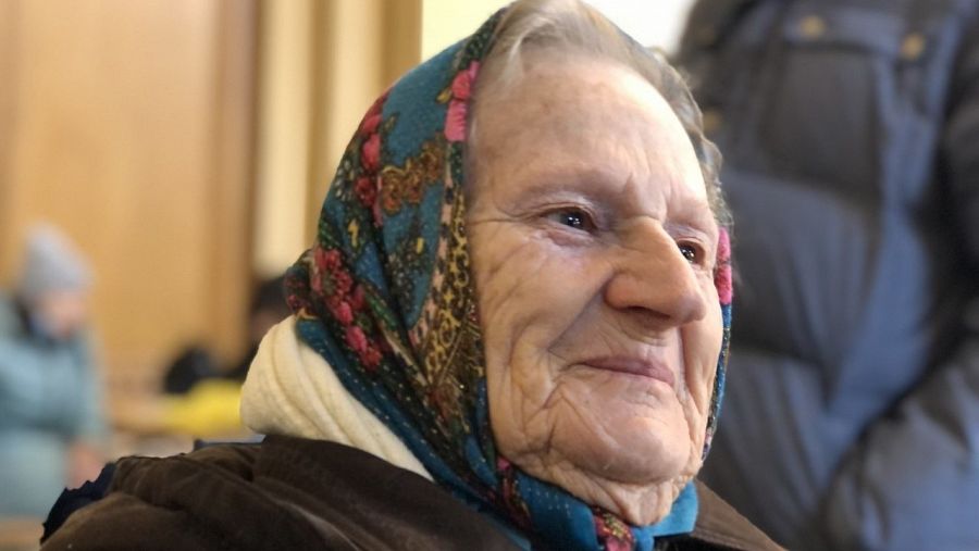 Valentina tiene 90 años y huyó de Odessa