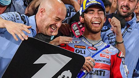 Enea Bastianini celebra su victoria en el GP de Catar de MotoGP 2022.
