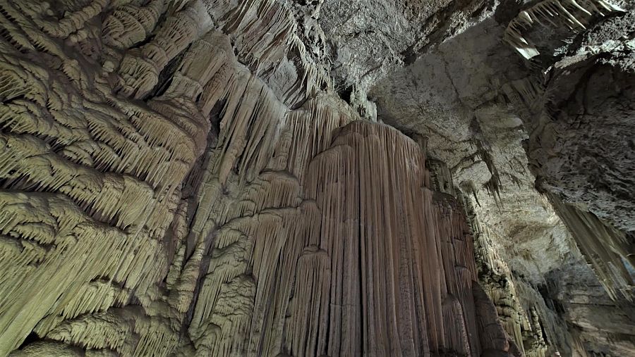 Nivell superior de cova de Jeita