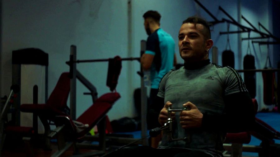 Carlos maldonado practicando deporte.