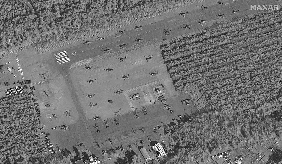 Helicópteros en el aeródromo VD Bolshoi Bokov, en Bielorrusia (14 marzo)