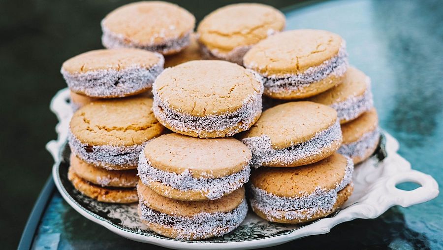 El alfajor es uno de los postres típicos del país