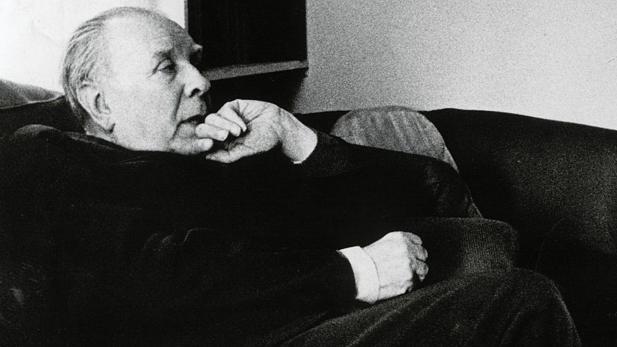 El escritor argentino Jorge Luis Borges