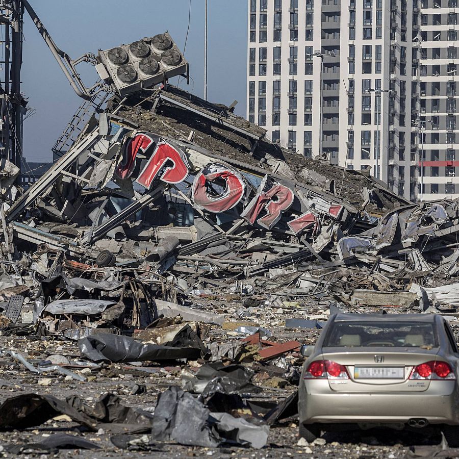 Rusia ha bombardeado un centro comercial en el noroeste de Kiev