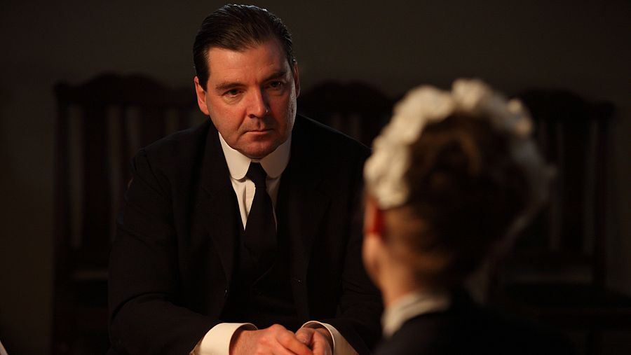 Brendan Coyle interpreta a Bates en Downton Abbey