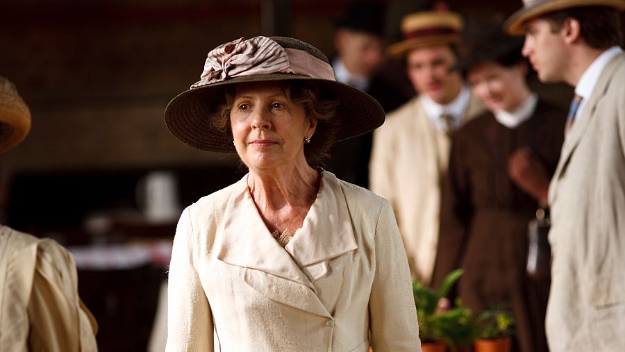 Penelope Wilton es Isobel Crawley en Downton Abbey
