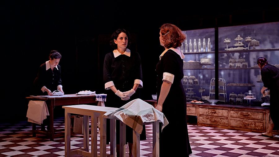 Escena de la obra de teatro 'Tea Rooms'