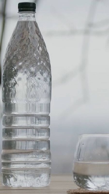 Truco para beber los 1,5 litros de agua diarios