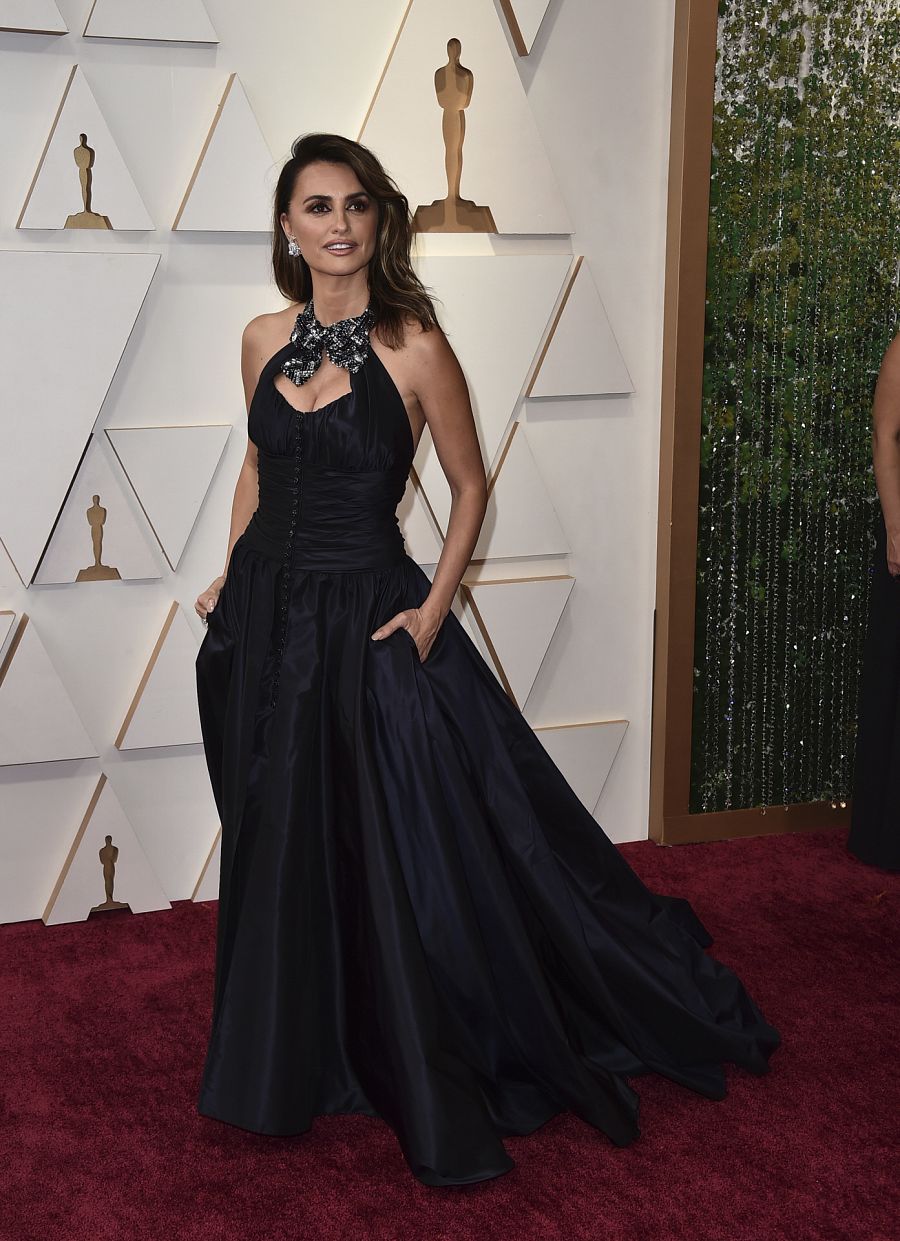 Oscar 2022: El vestido de Penélope Cruz y Javier Bardem