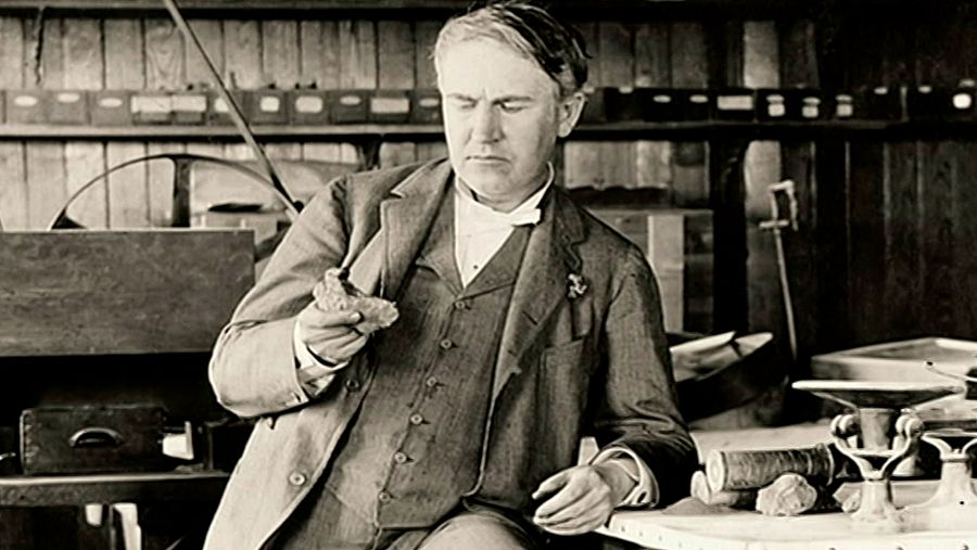 En 1910 Thomas Edison llevó a cabo la primera demostración del quinetoscopio