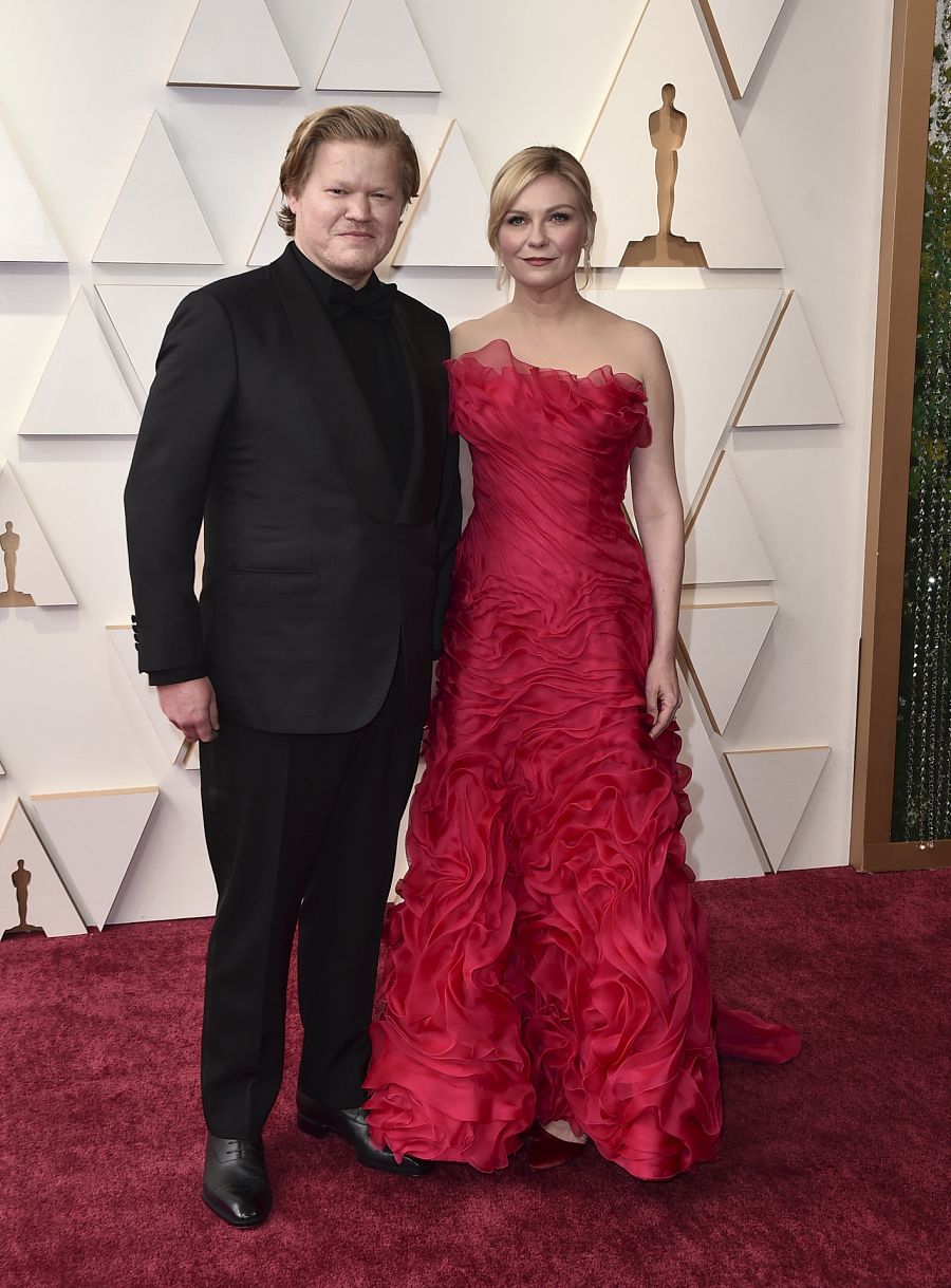 Kirsten Dunst y Jesse Plemons en los Oscar 2022