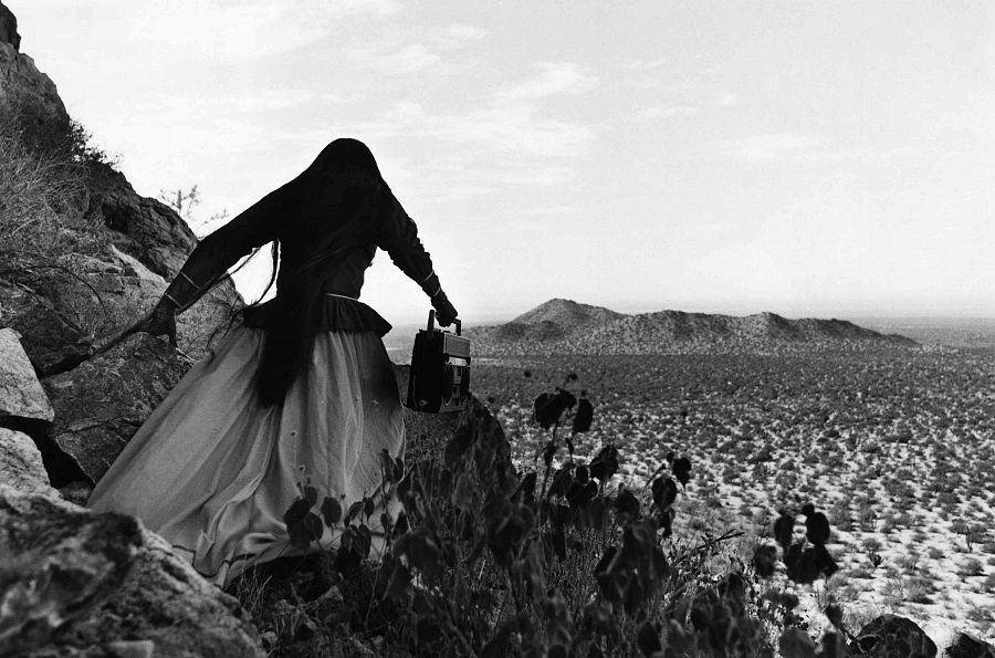 Mujer ángel (Desierto de Sonora, México, 1979)