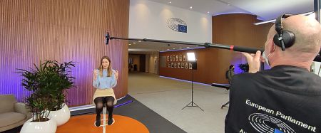 Kira Peter-Hansen, ponente de la directiva sobre transparencia salarial en el Parlamento Europeo