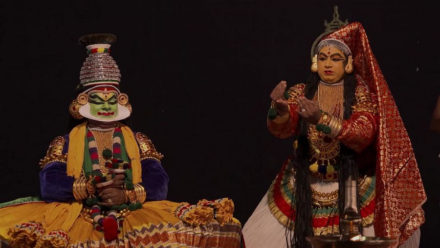 Ballarins de kathakali, una dansa hindú