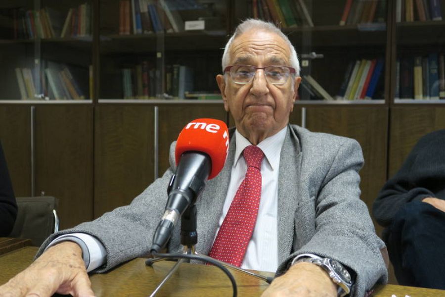 Guillermo Velarde, militar y especialista en fusión nuclear, contó a RNE toda la historia sobre la factible bomba atómica española