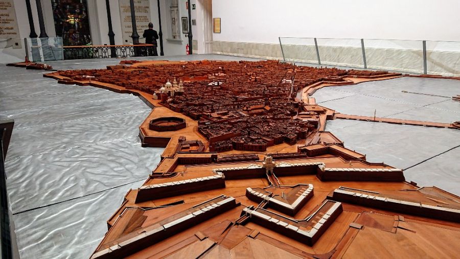 Maqueta de la ciudad en el Museo de las Cortes de Cádiz