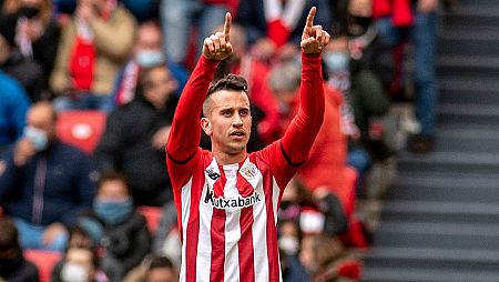 Berenguer celebra el primer gol del Ahtletic.