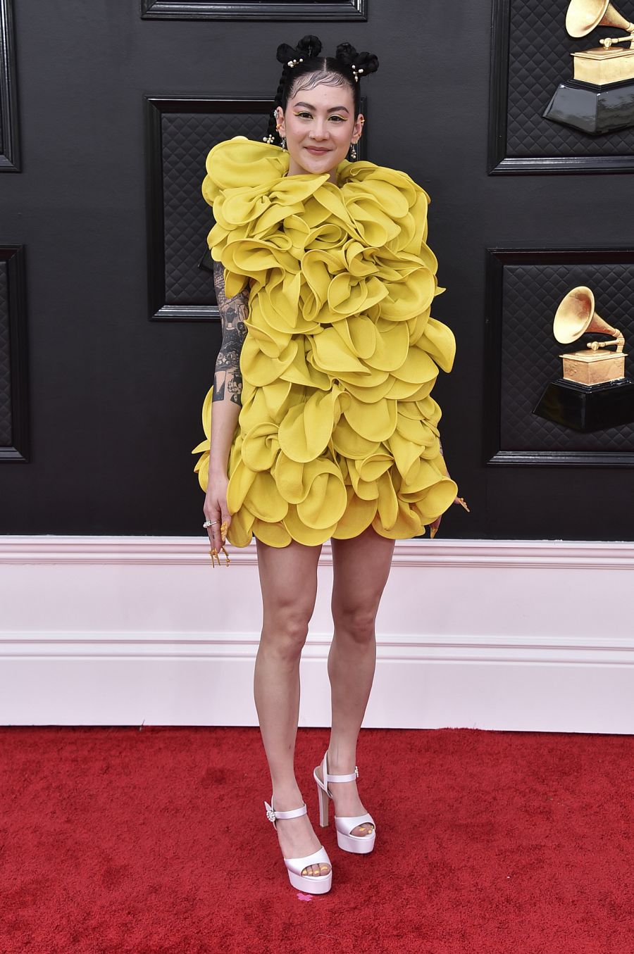 Japanese Breakfast en  la alfombra roja de los Grammys 2022