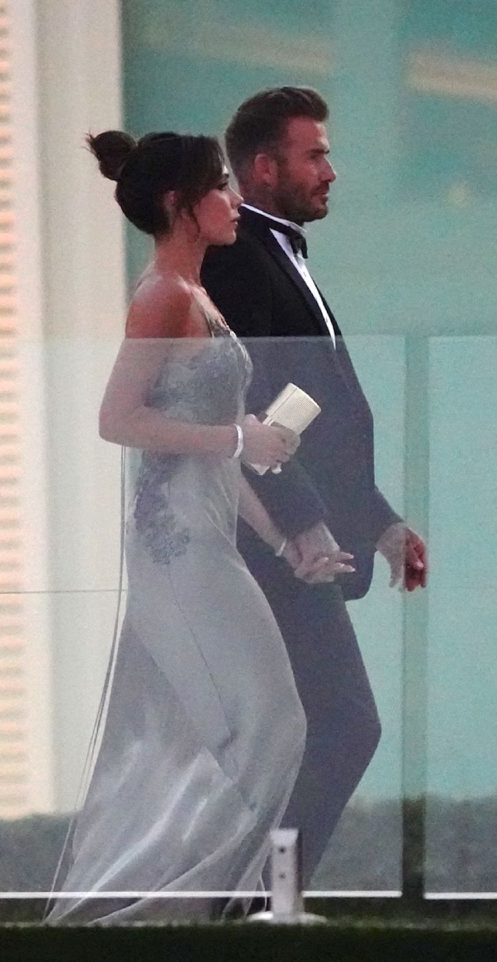 Eva Longoria y su vestido, ¿demasiado sexy para una boda?