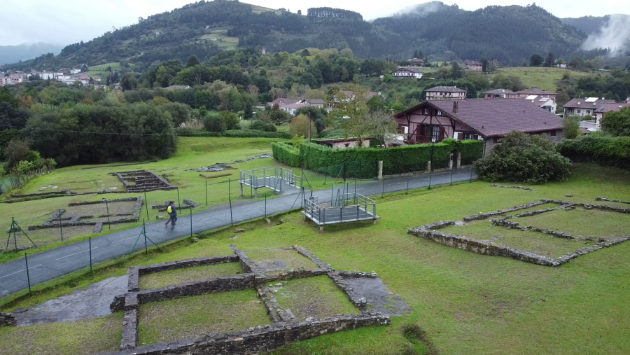 Vista general de las ruinas de Forua