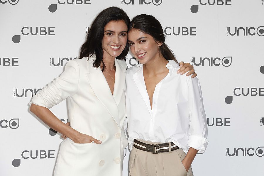 Blanca Romero junto a su hija Lucía Rivera