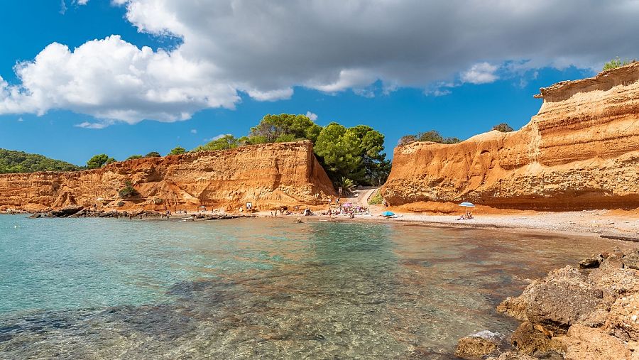 Muy cerca de Bol Nou se encuentra el yacimiento fenicio de Sa Caleta