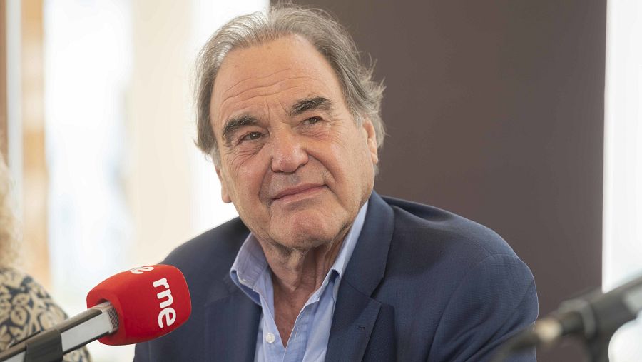 El director estadounidense, Oliver Stone