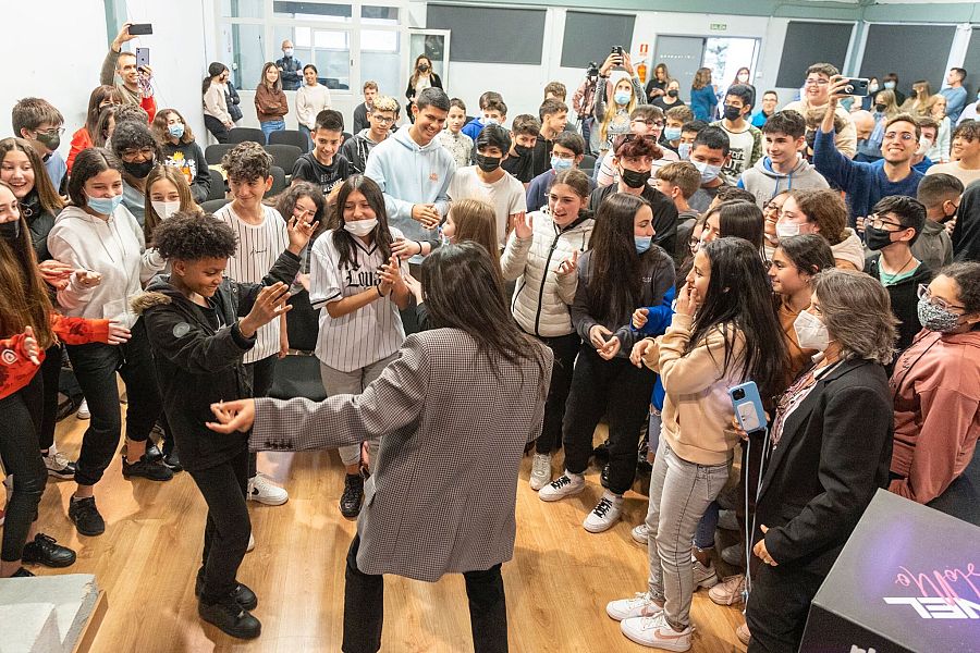 Chanel en el IES Josefina Aldecoa de Alcorcón