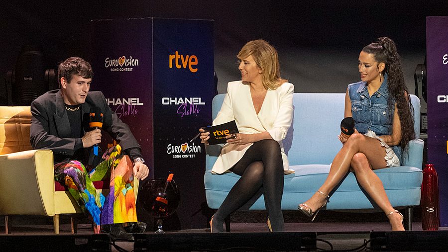 Palomo Spain junto a María Eizaguirre y Chanel en la rueda de prensa