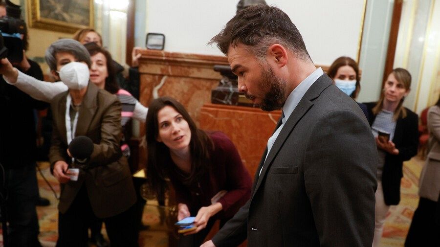 El portaveu d'ERC, Gabriel Rufián, arribant al ple d'aquest dijous al Congrés