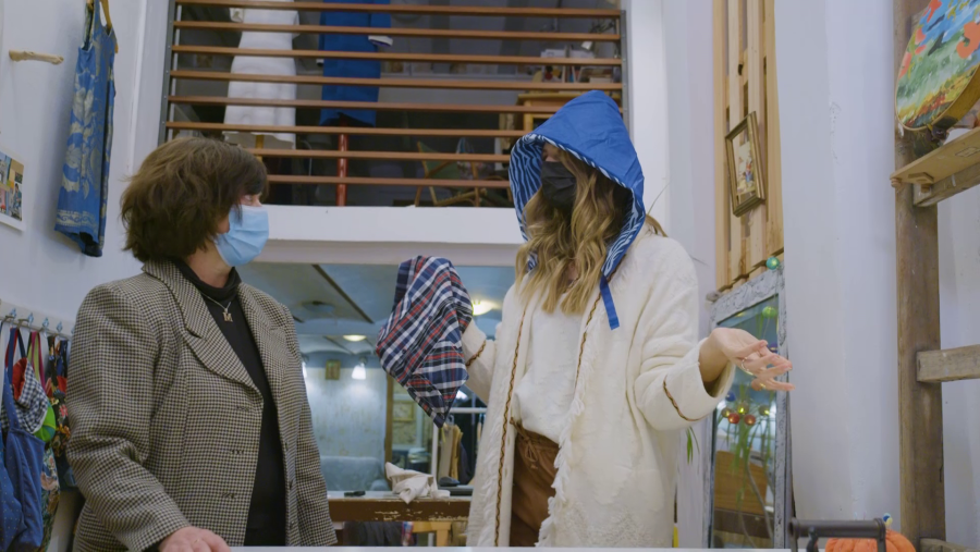 La Martina crea una caputxa i una coixinera amb un paraigües trencat i ropa vella a Planeta R