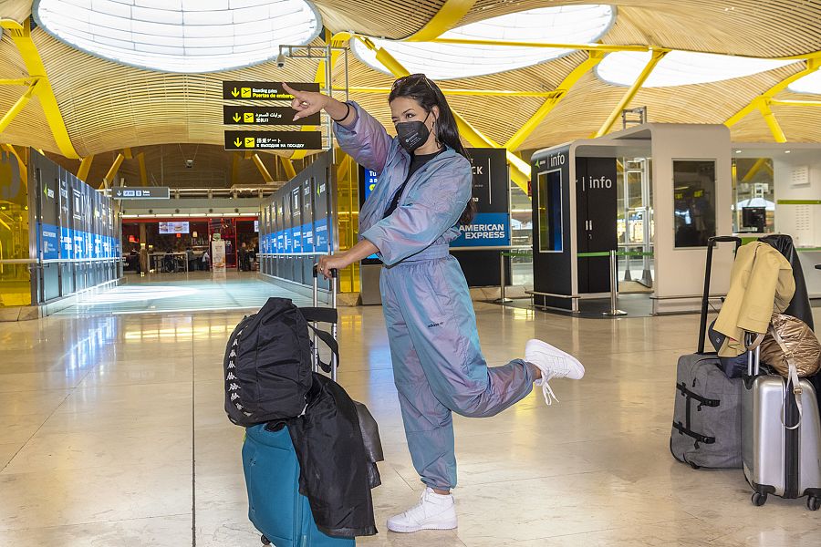 Chanel en el aeropuerto de Madrid antes de viajar a Eurovisión