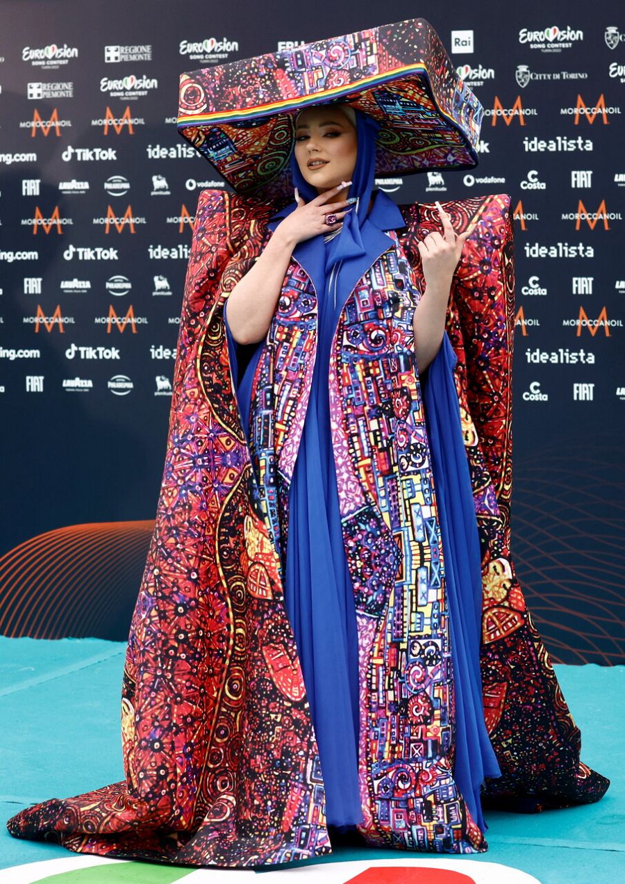 Ronela de Albania en la Opening Ceremony de Eurovisión 2022