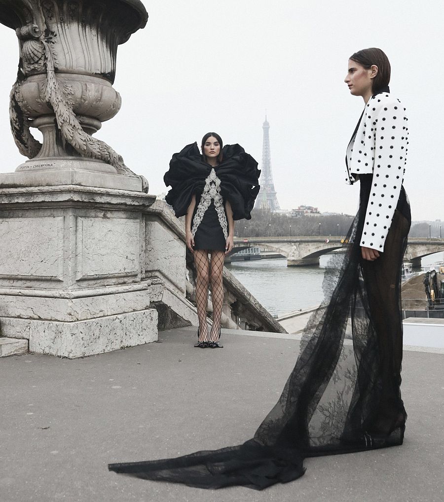 La reconocida diseñadora cordobesa lleva años ilusionando a la ciudad de la luz con sus colecciones