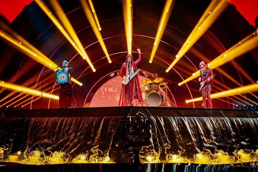 Desde Georgia se presentan con un vestuario inspirado en el circo. Los accesorios de la banda son lo que más llaman la atención. Circus Mincus se presenta al certamen con unas gafas simpáticas, un parche en el ojo y una barba llena de flores.