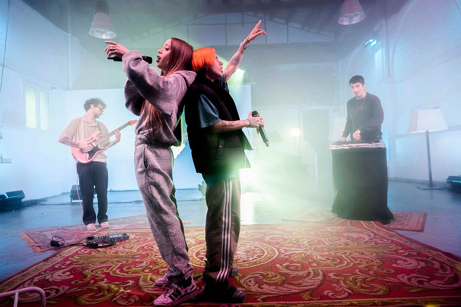 Santa Salut en un moment de l'actuació a 'Efecte Collins'