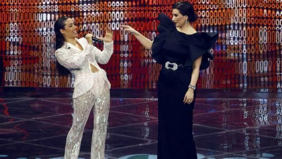 Chanel y Laura Pausini, anfitriona del evento