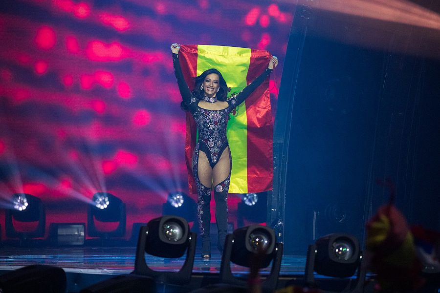 Chanel durante el desfile de banderas de Eurovisión