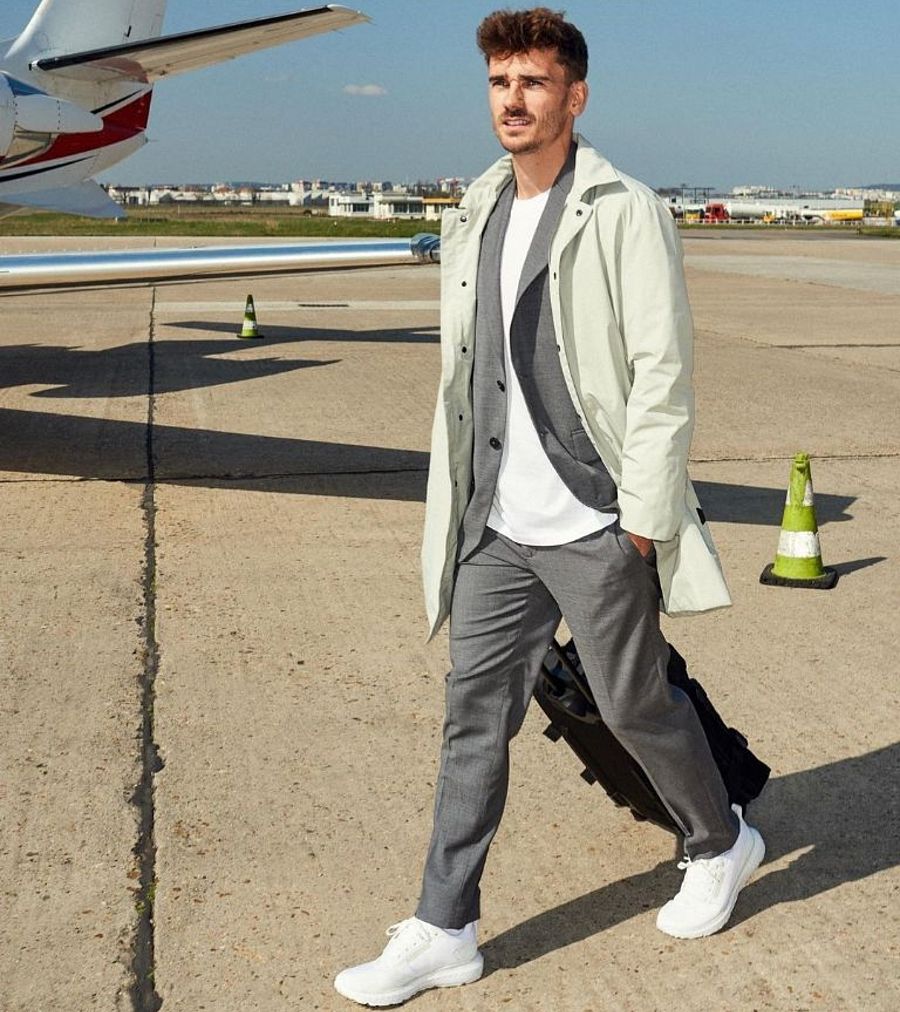 Su estilo que se basa en clásicos actualizados, looks urbanos y fáciles de llevar