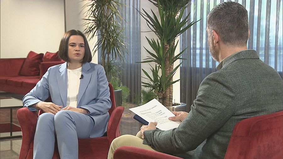 Svetlana Tijanóvskaya durante la entrevista con José Carlos Gallardo, director de 