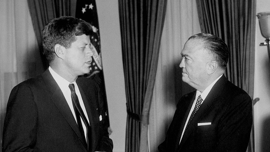 John F. Kennedy con John Edgar Hoover
