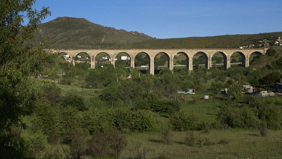 Puente de los Once Ojos, Soto del Real, antes Chozas de la Sierra, Madrid