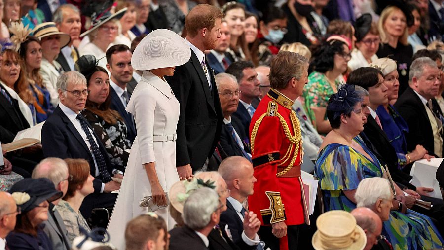 Los duques de Sussex, Enrique y Meghan, asisten a la misa de Acción de Gracias en la Catedral de San Pablo