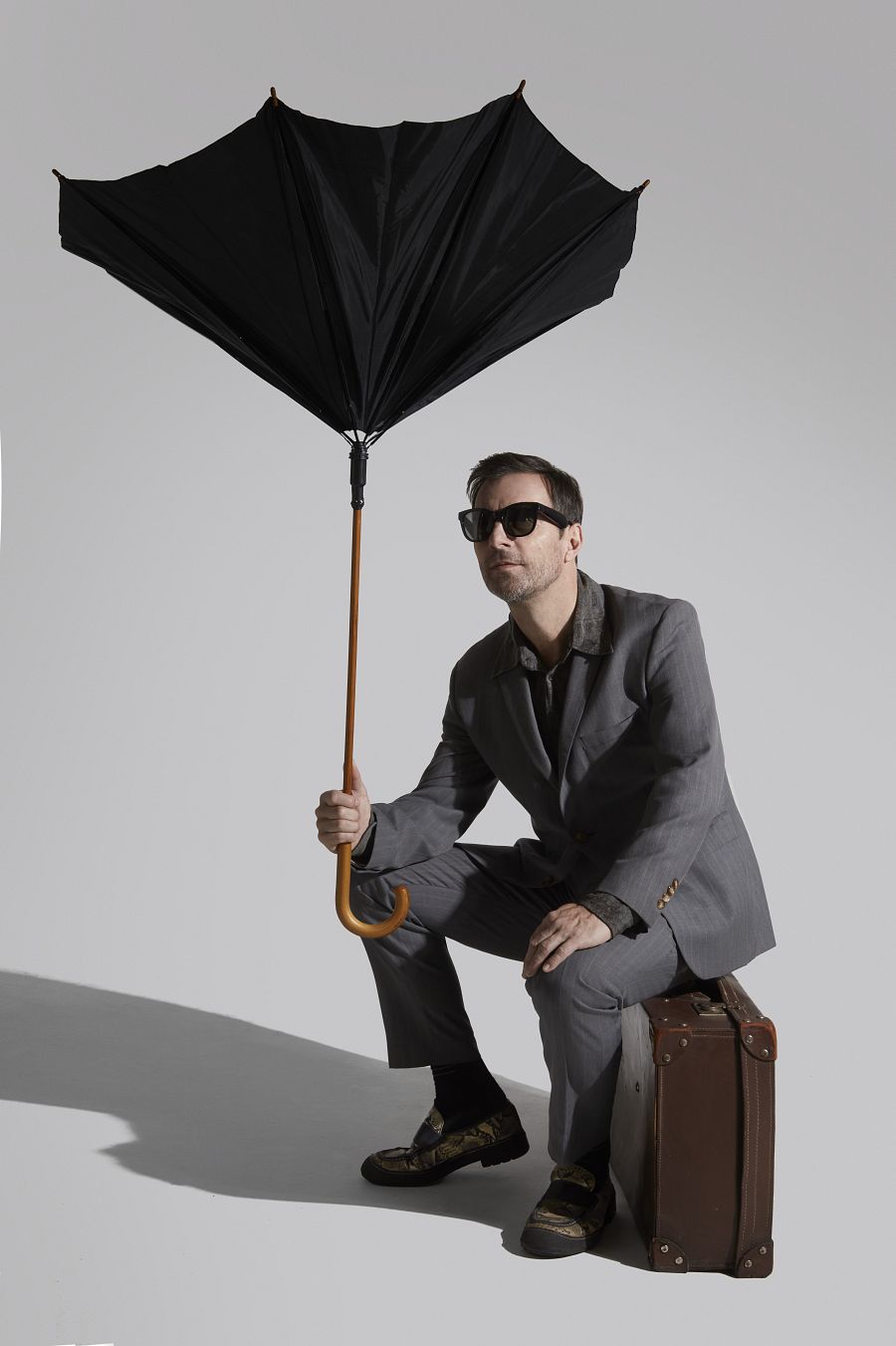 Kevin Johansen presenta su décimo álbum de estudio. Un disco de colaboraciones en el que también participa su hija Miranda.