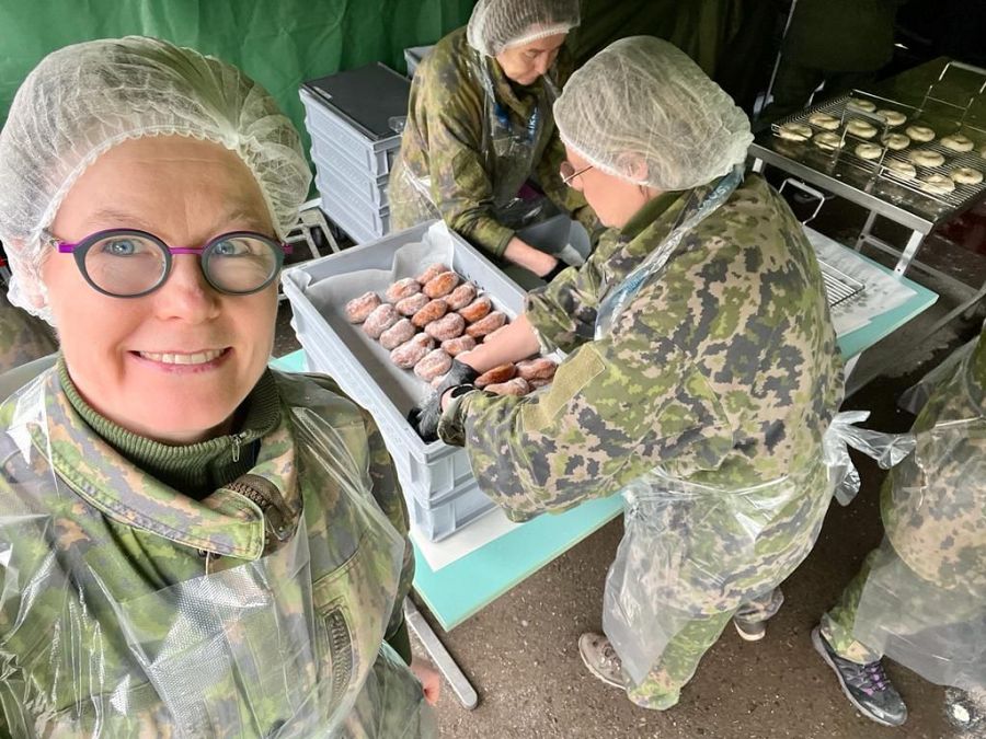 Satu Toivonen durante uno de los cursos de la Asociación Nacional de Preparación de Mujeres para Emergencias