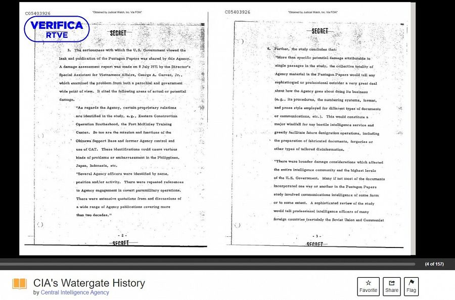Dos páginas del documento secreto de la CIA 'La historia del Watergate' publicado en Archive.org, con el sello 'VerificaRTVE' en azul
