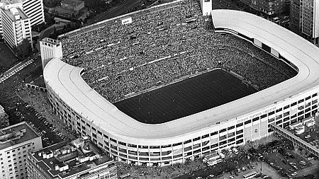 El Santiago Bernabéu luce lleno en la final del Mundial 82.