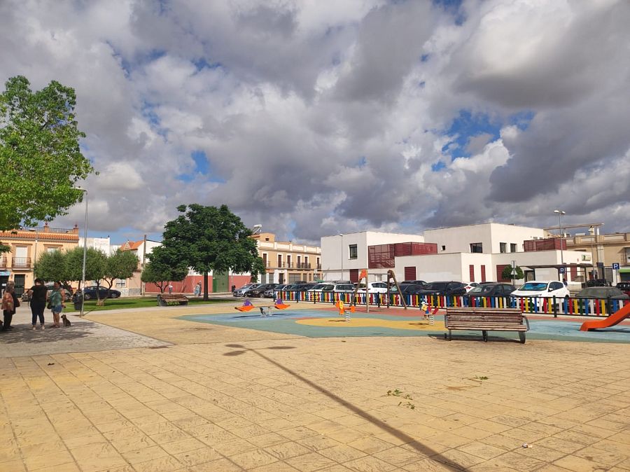Parque público y centro de salud de La Rinconada (Sevilla)