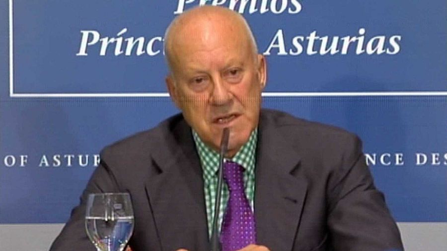 Norman Foster en la rueda de prensa de los Premios Príncipe de Asturias en 2009